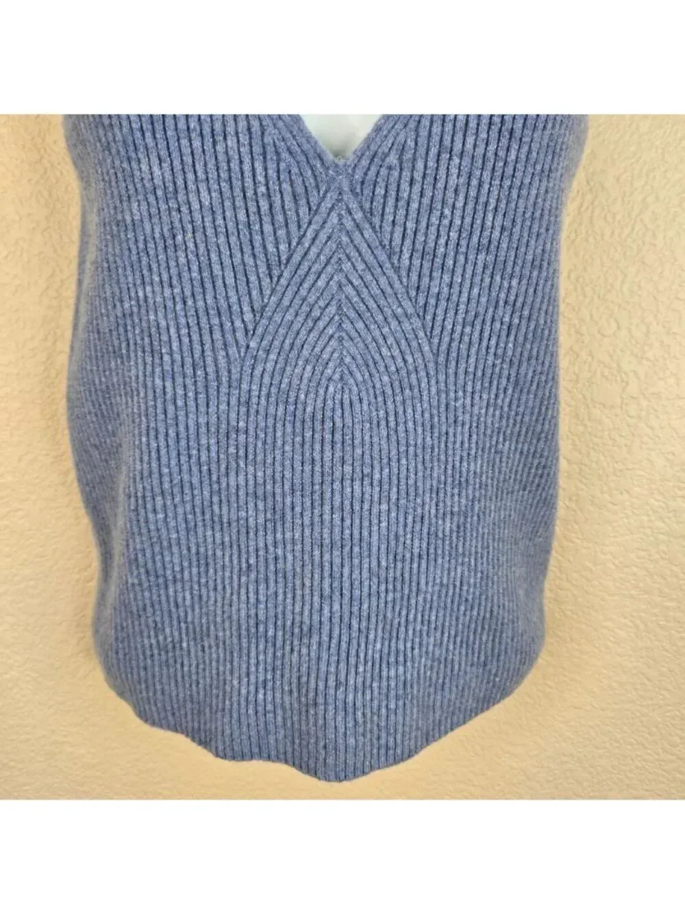 JCrew Ribbed Cashmere Blend V-Neck Tank Top Sweater Blue Size L Coastal